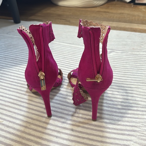 Jessica Simpson pinkish purple heels - Picture 9 of 9